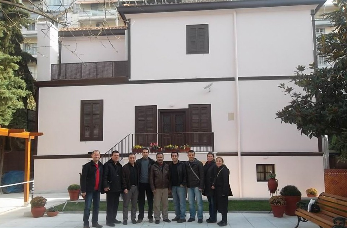 Edremit Abidin Pak-Pakmaya Anadolu Lisesi'nden Komşuya Ziyaret