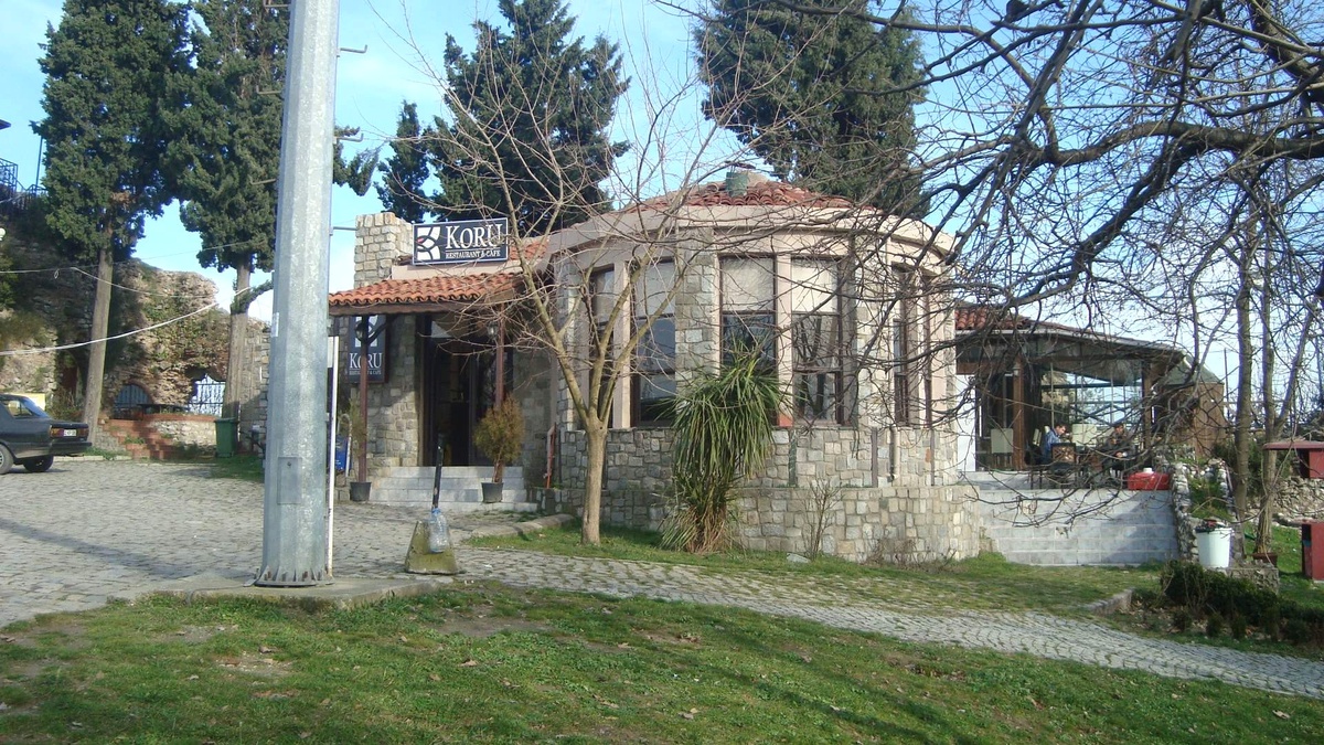 İzmit Belediyesi 6 Yerini Kiraya Verecek