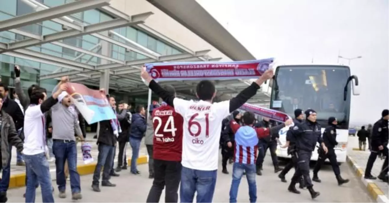 Ligde Zor Günler Geçiren Trabzonspor\'a İyi Haber