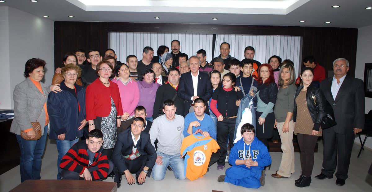 Özel Sporculardan Ziyaret