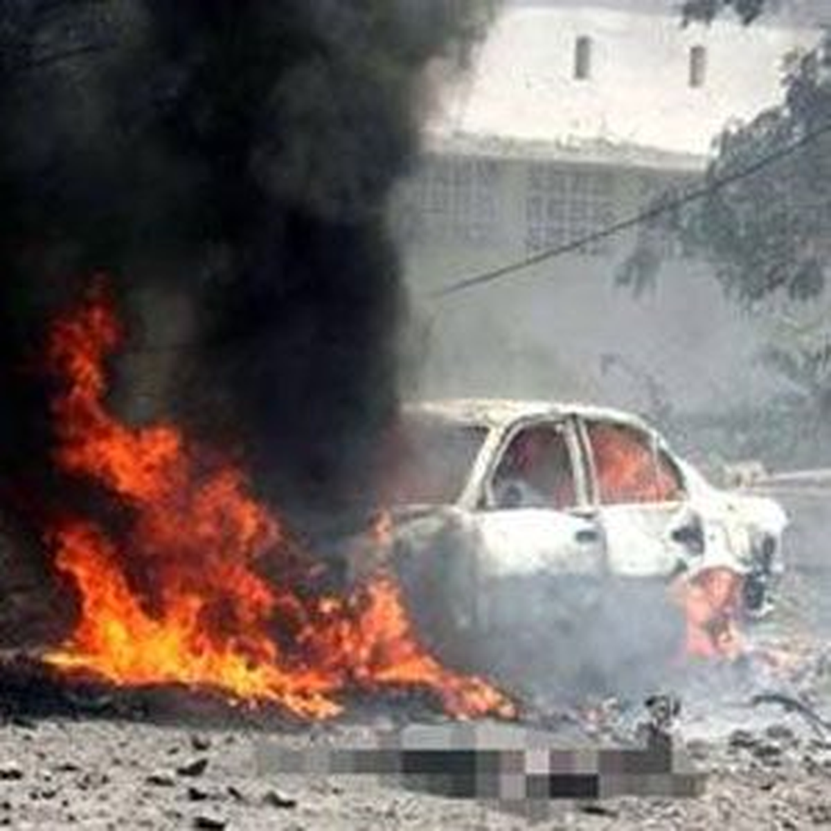 Somali\'de Başkanlık Sarayı Yakınında İntihar Saldırısı: 1 Ölü, 2 Yaralı