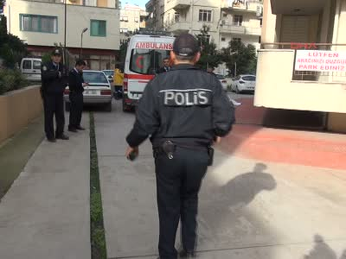 Adana Özür Dilerim\' Diye Not Bıraktı \'Özür Dilerim\' Diye Not Bıraktı