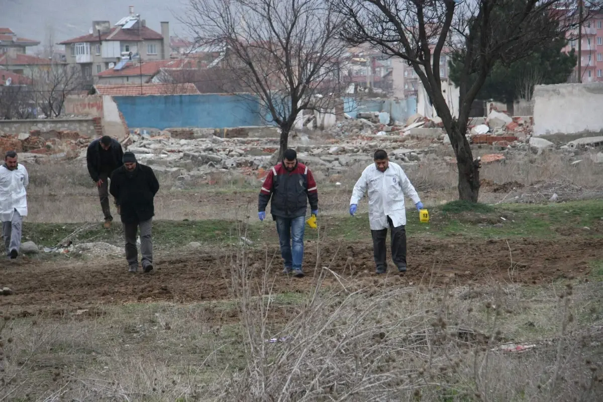 Afyonkarahisar\'da Keşif Heyetinin Üzerine Ateş Açıldı: 3 Yaralı