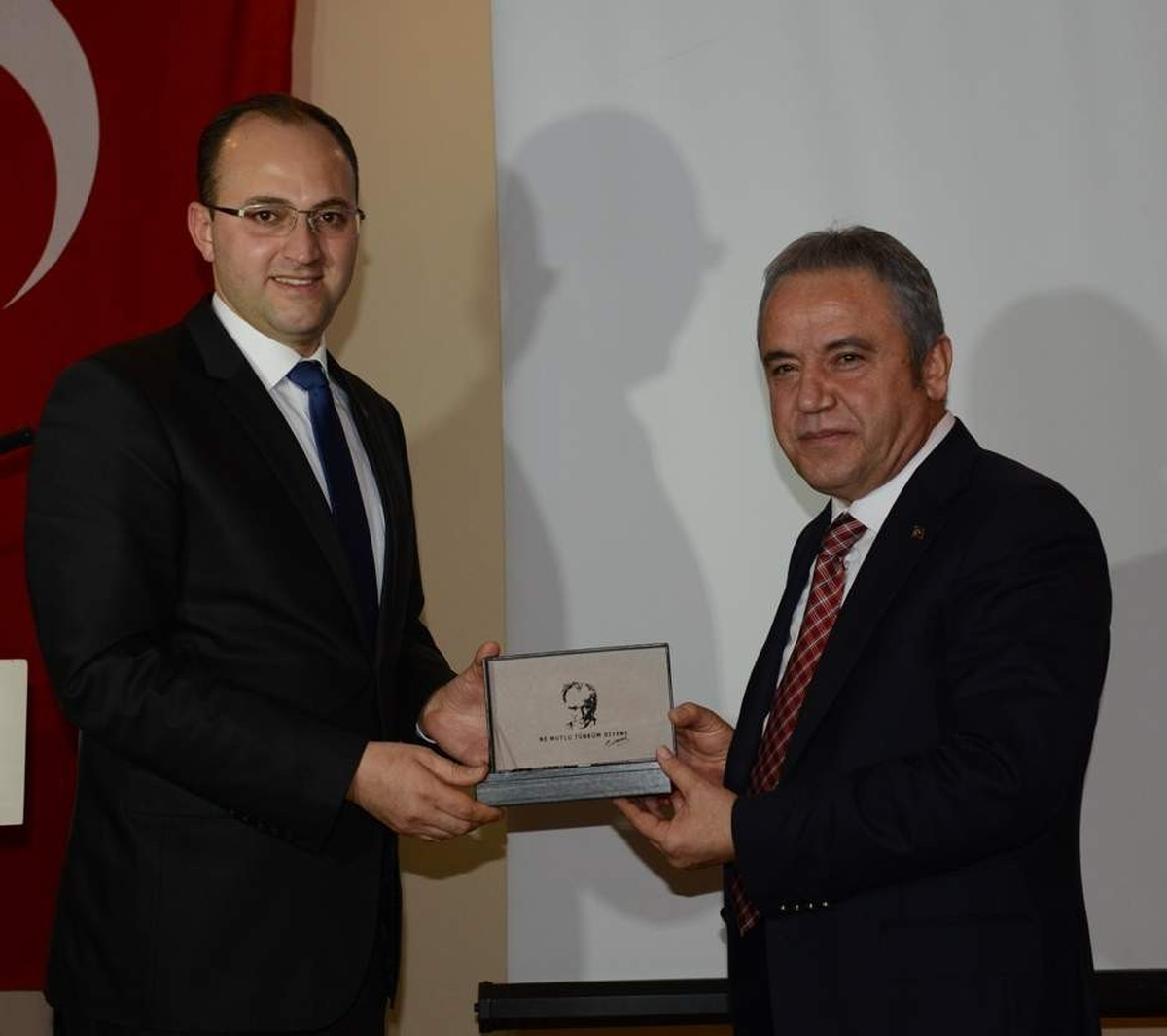 Başkan Böcek,konyaaltı\'nın Dünü ve Bugününü Anlattı