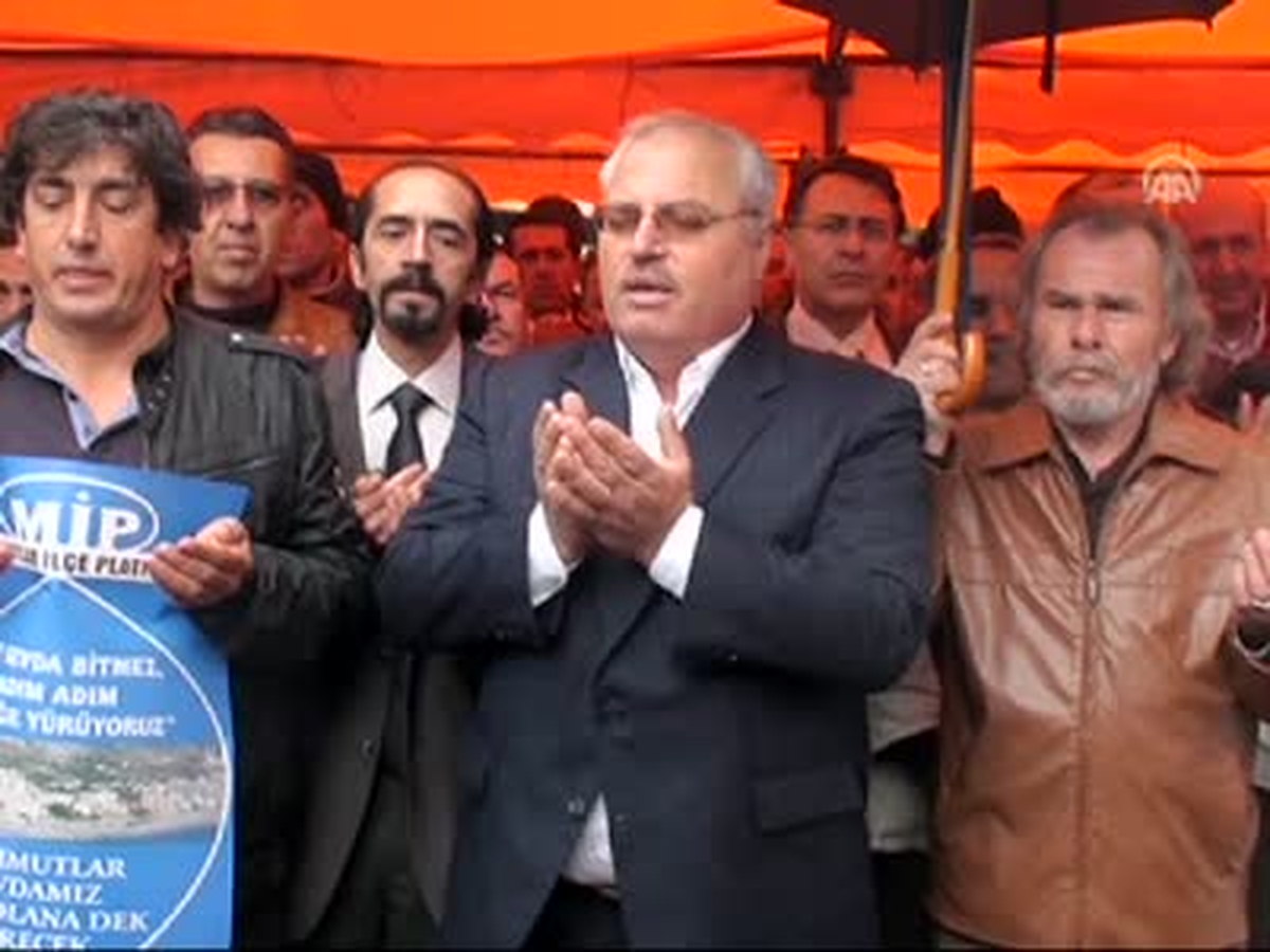 Beldelerinin İlçe Olması İçin Dua Ettiler