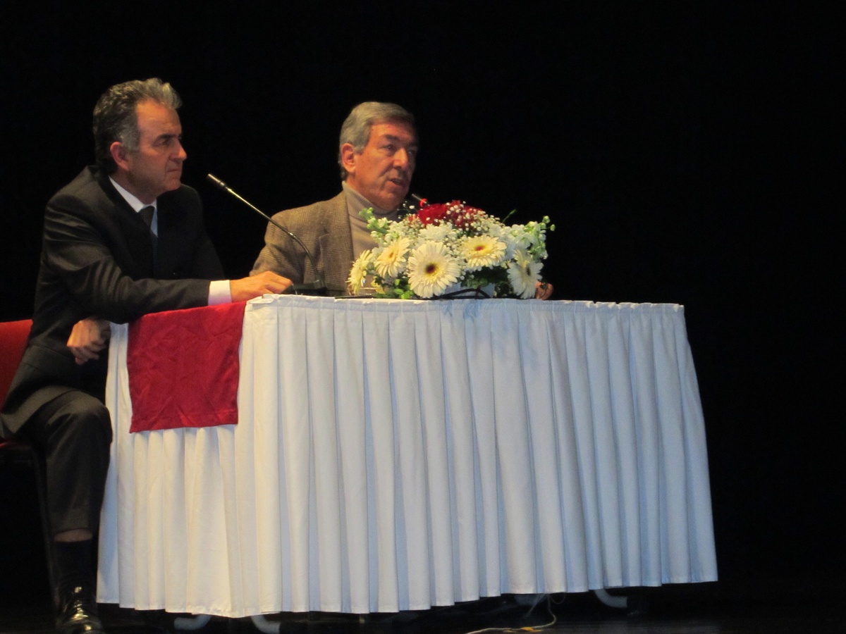 CHP İstanbul Milletvekili ve Emekli Büyükelçi Korutürk."Biz Nüfusumuzun Yüzde 99\'u Müslüman...