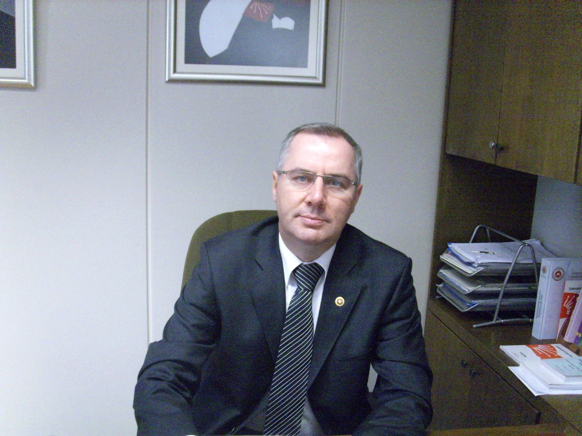 Chp\'li Dibek: Akm Ne Zaman Açılacaktır?