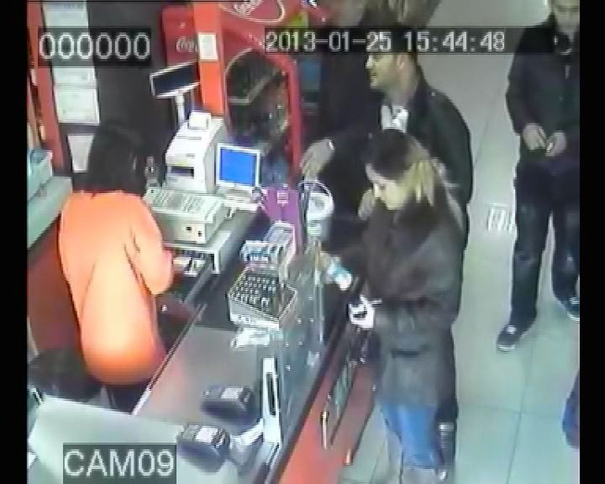 Dolandırıcılar Güvenlik Kamerasına Yakalandı