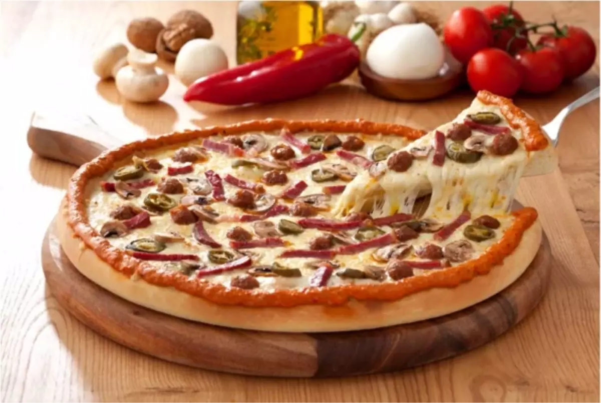 Domini Adamlar Sokaklara Döküldü,