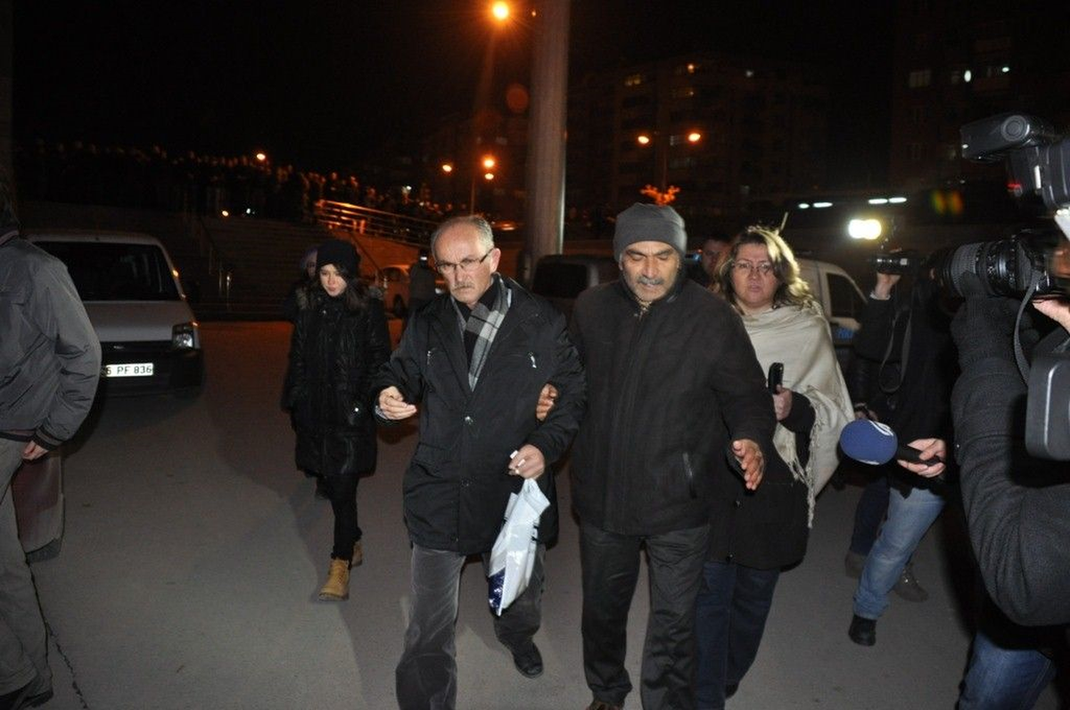 Eskişehir 8 Kişi Adliyeye Sevk Edildi