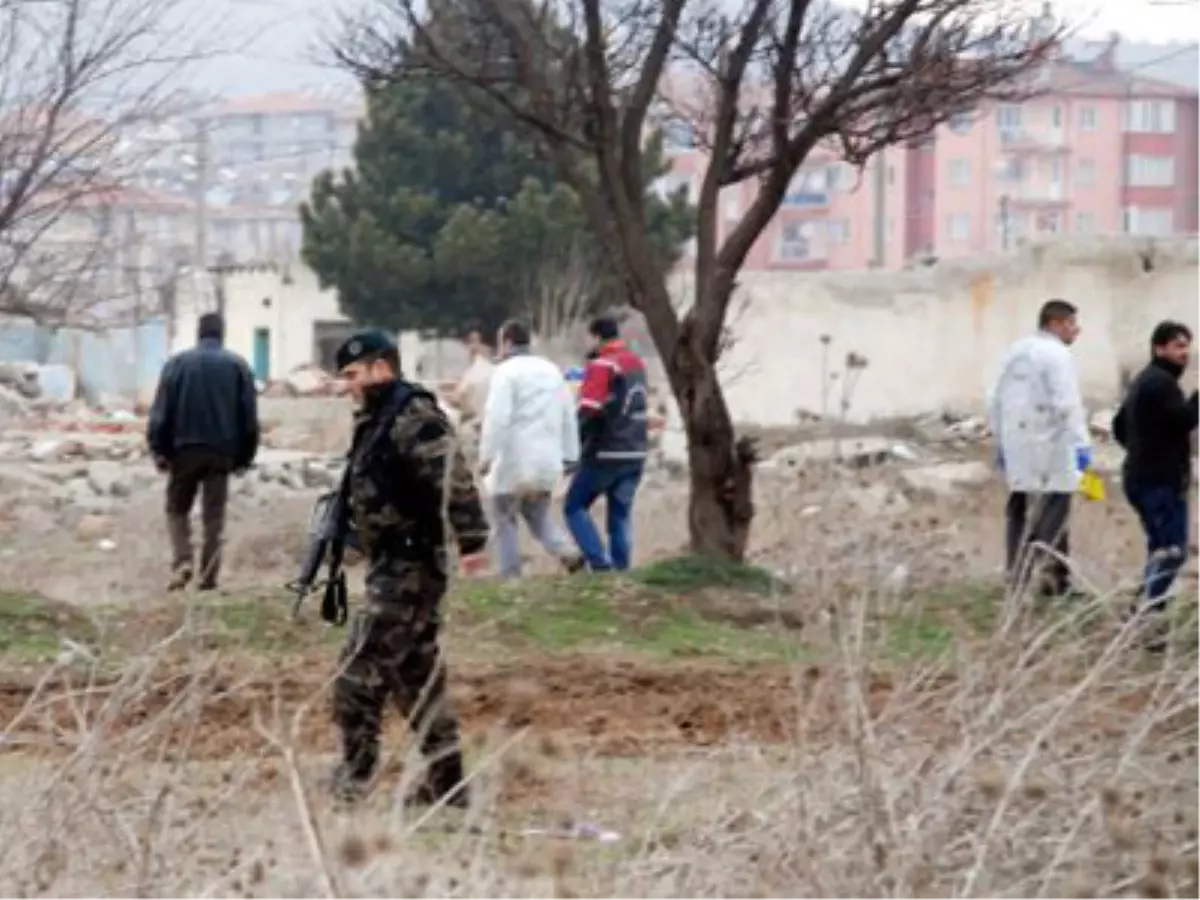 Hakim ve Avukata Silahlı Saldırı