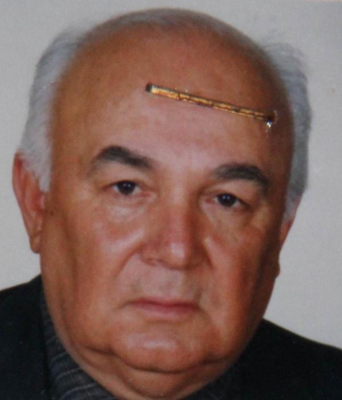 İflas Eden Çiftçi, Eşi ve Kızını Öldürüp İntihar Etti (2)