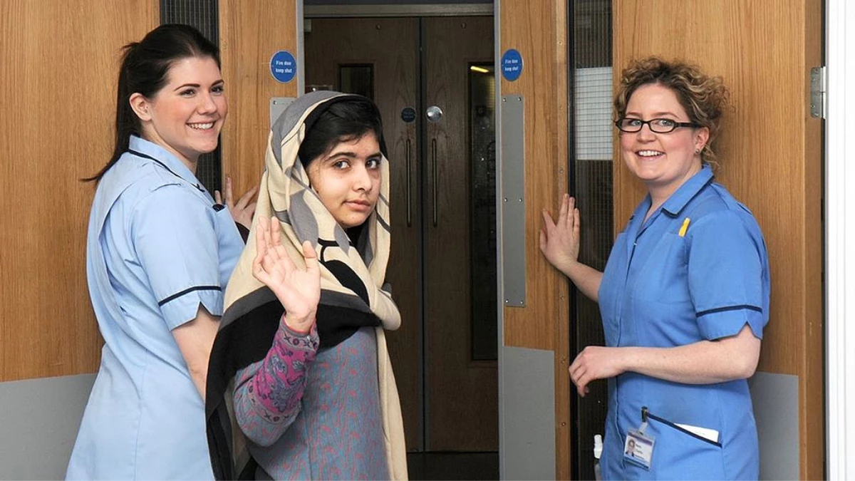 İngiliz Doktorlar, Malala\'nın Kafatasındaki Boşluğu Metal Plaka ile Kapatacak