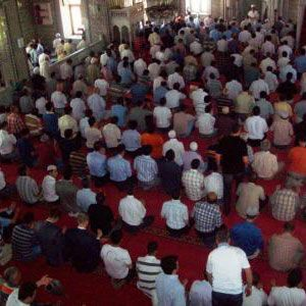 İslam Toplumu Milli Görüş, Tartışmalara Neden Olan Cami Projesini Vatandaşlara Tanıttı