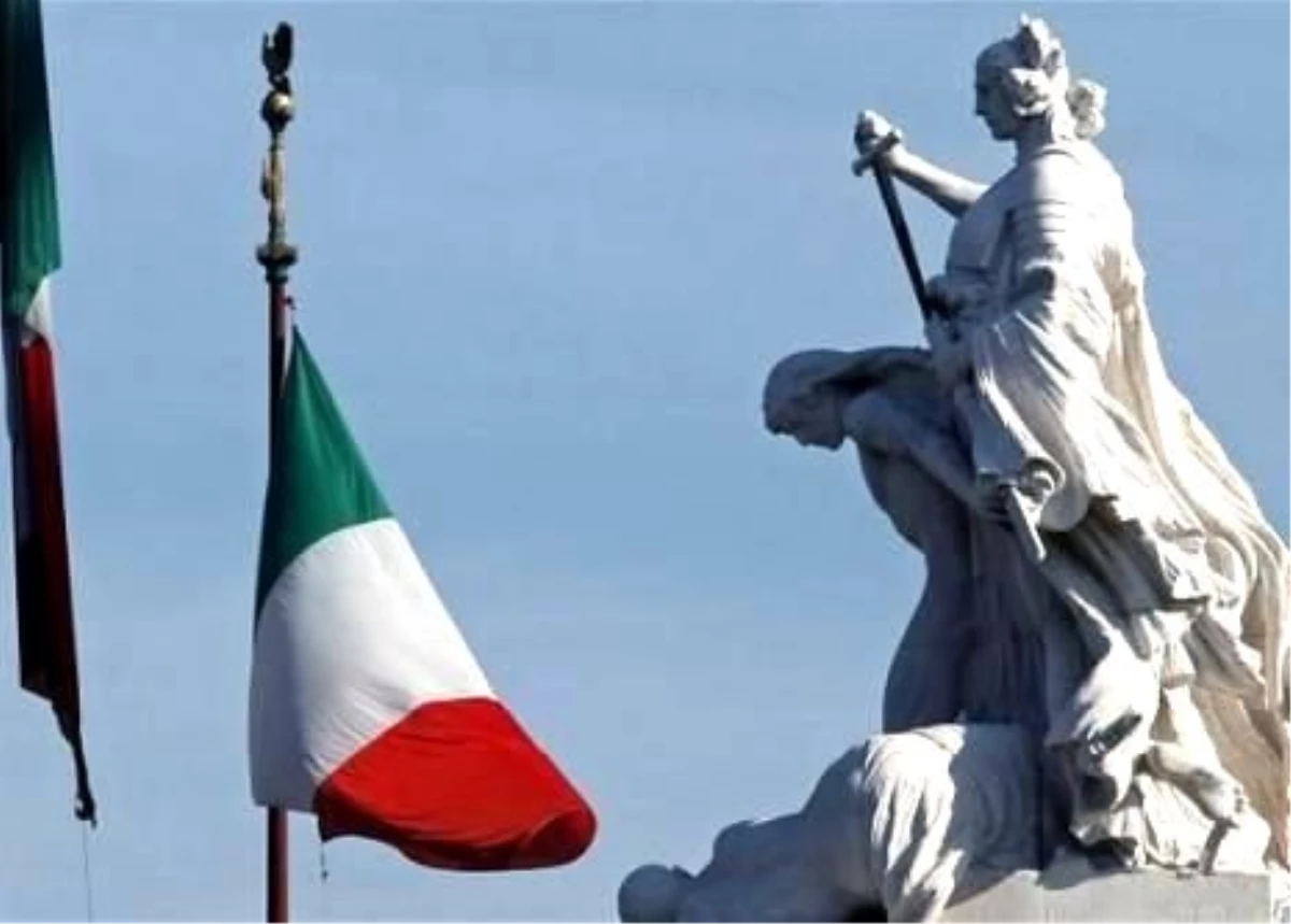 İtalya Son 2 Yılın En Düşük Faizi ile Borçlandı