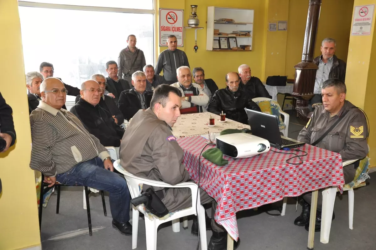 Jandarmadan 'Huzurlu Aile, Mutlu Çocuk' Projesi