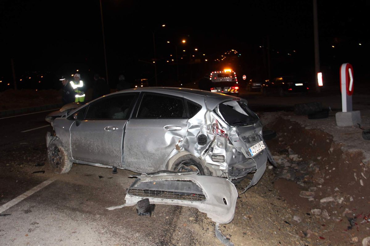 Kırşehir\'de 2 Ayrı Trafik Kazası: 7 Yaralı