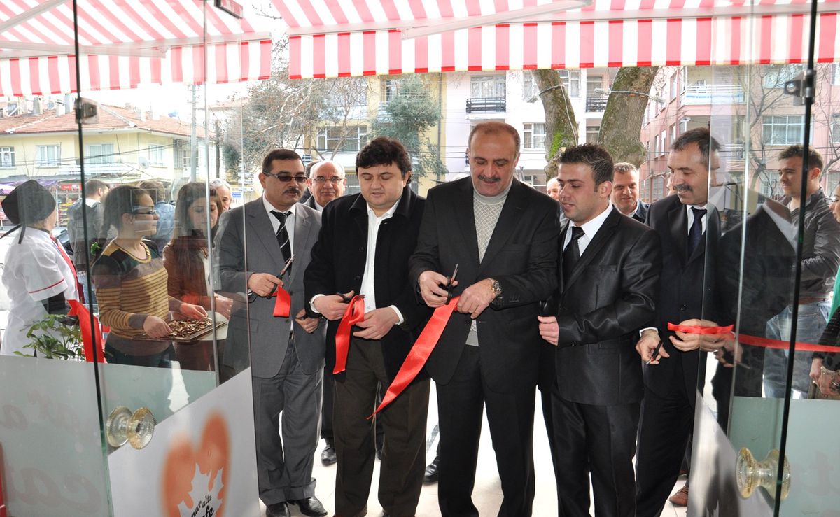 Kula Çınaraltı Cafe Törenle Açıldı