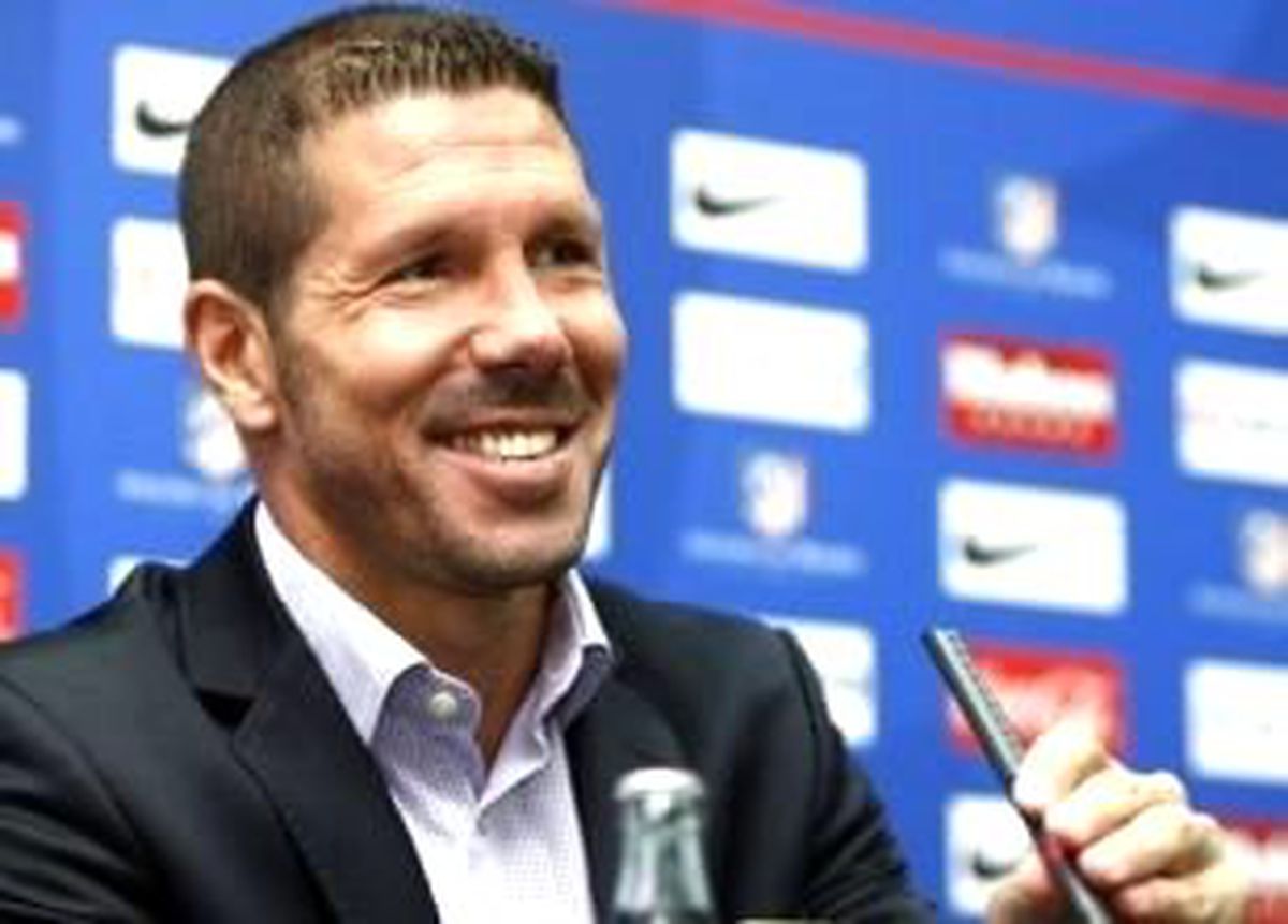 Simeone Emre\'yi Açıkladı