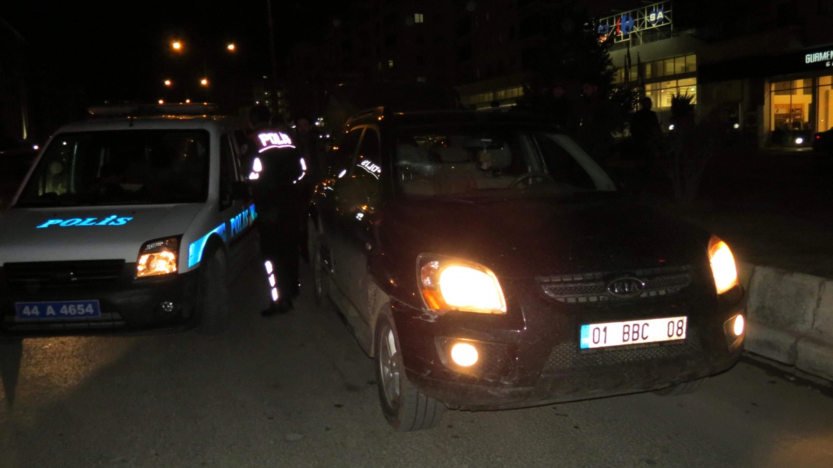 Polisin Dur İhtarına Uymayan Sürücü, Zor Anlar Yaşattı
