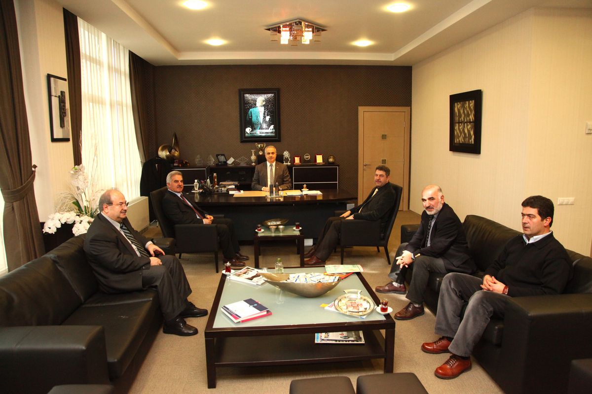 Saü Rektörü Elmas\'dan Satso Başkanı Kösemusul\'a Destek