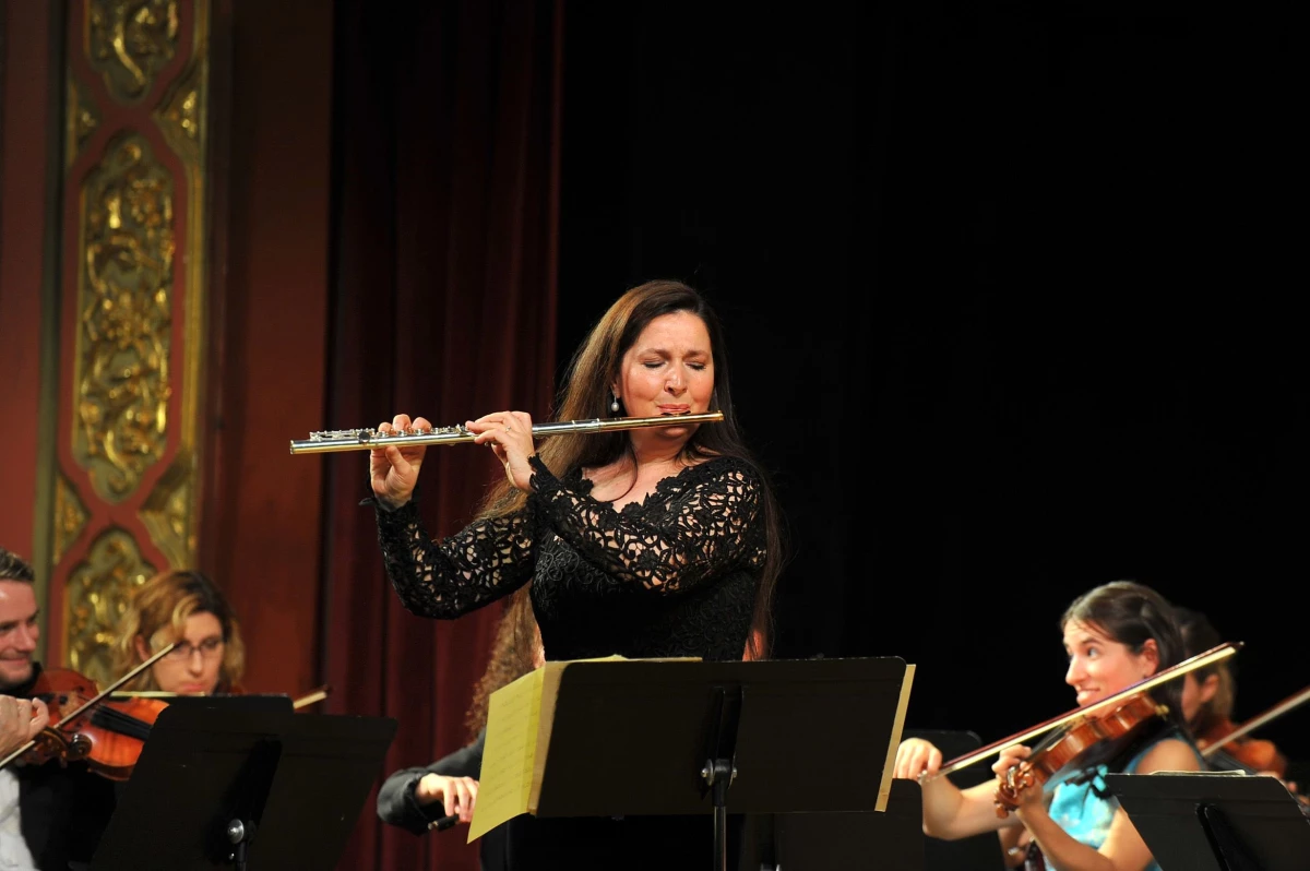 "Sihirli Flüt" Londra\'da Konser Verdi
