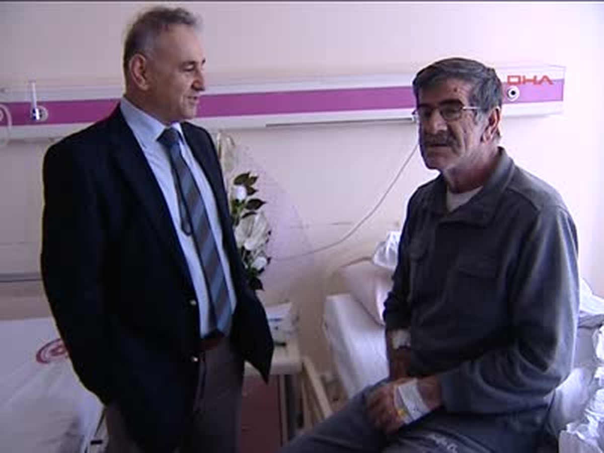 Sivas Anevrizma Hastasına Yapay Damar Takıldı