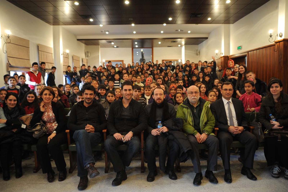 Ünlü Oyuncular Altındağlı Gençlere Konuk Oldu