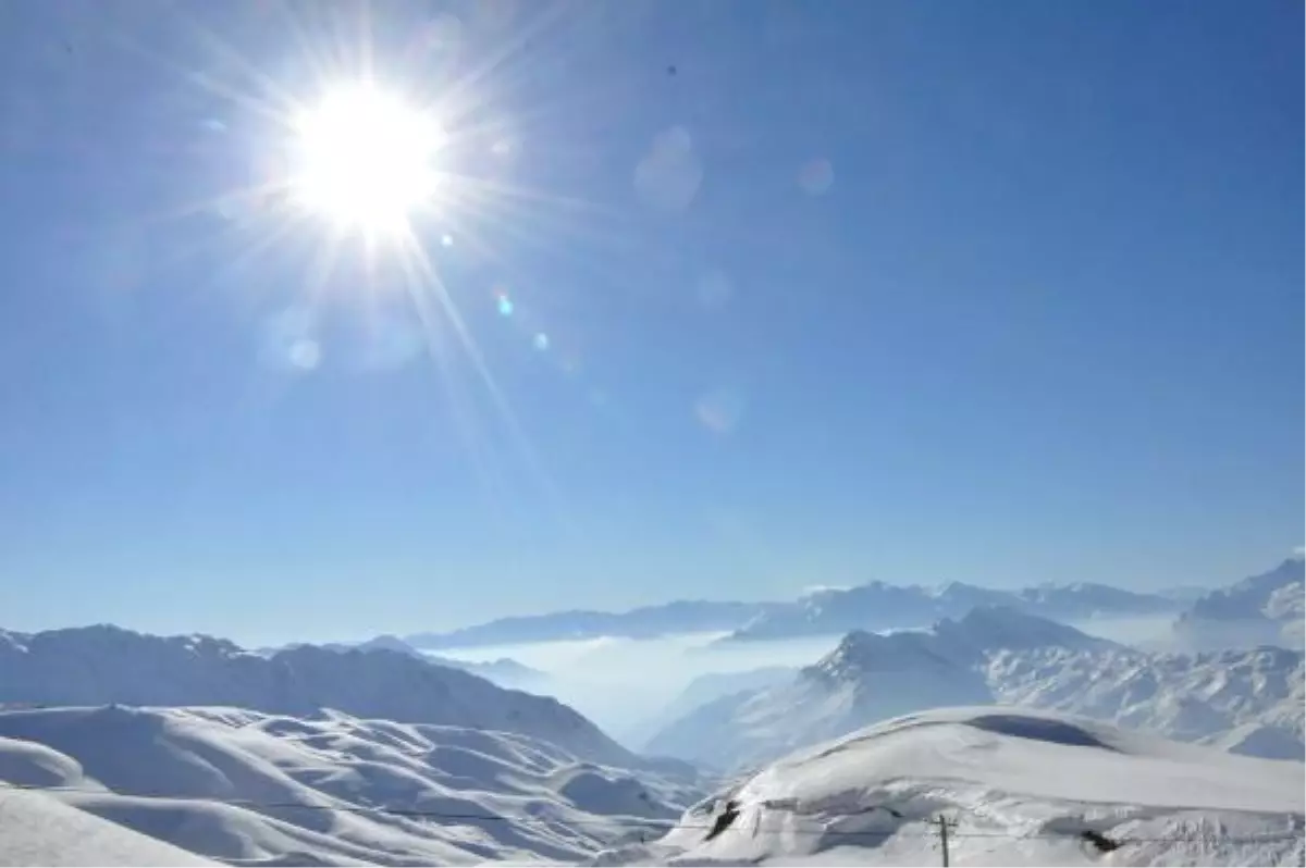 Van, Hakkari ve Bitlis\'te 292 Köy Yolu Kardan Kapalı