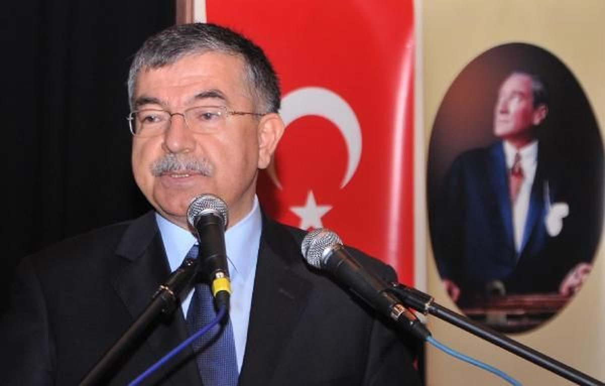 Yılmaz: Darbeyi Bir Çete Yapar