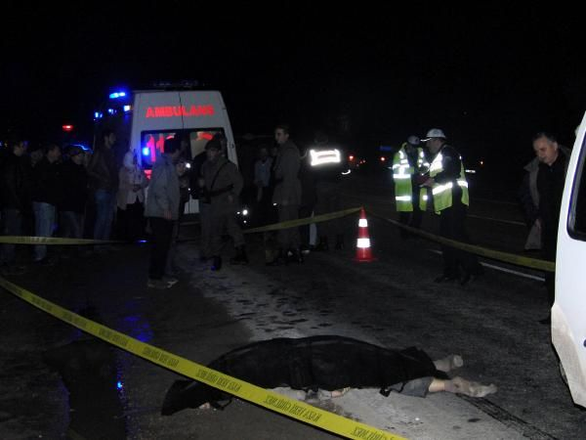 Yolun Karşısına Geçmek İsterken Araç Çarptı
