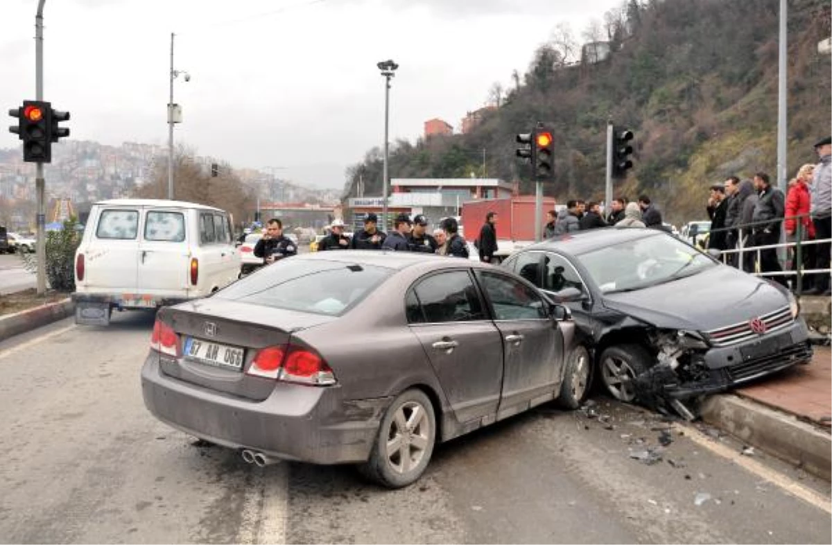 Zonguldak\'ta Kaza: 2 Yaralı