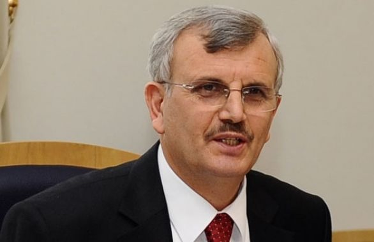 Ak Partili Erdöl, Komisyon Başkanlığından İstifa Etti