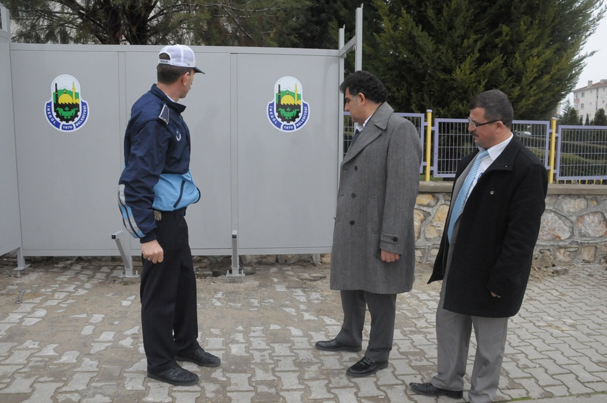 Alanyurt Otobüs Durakları Yenilendi