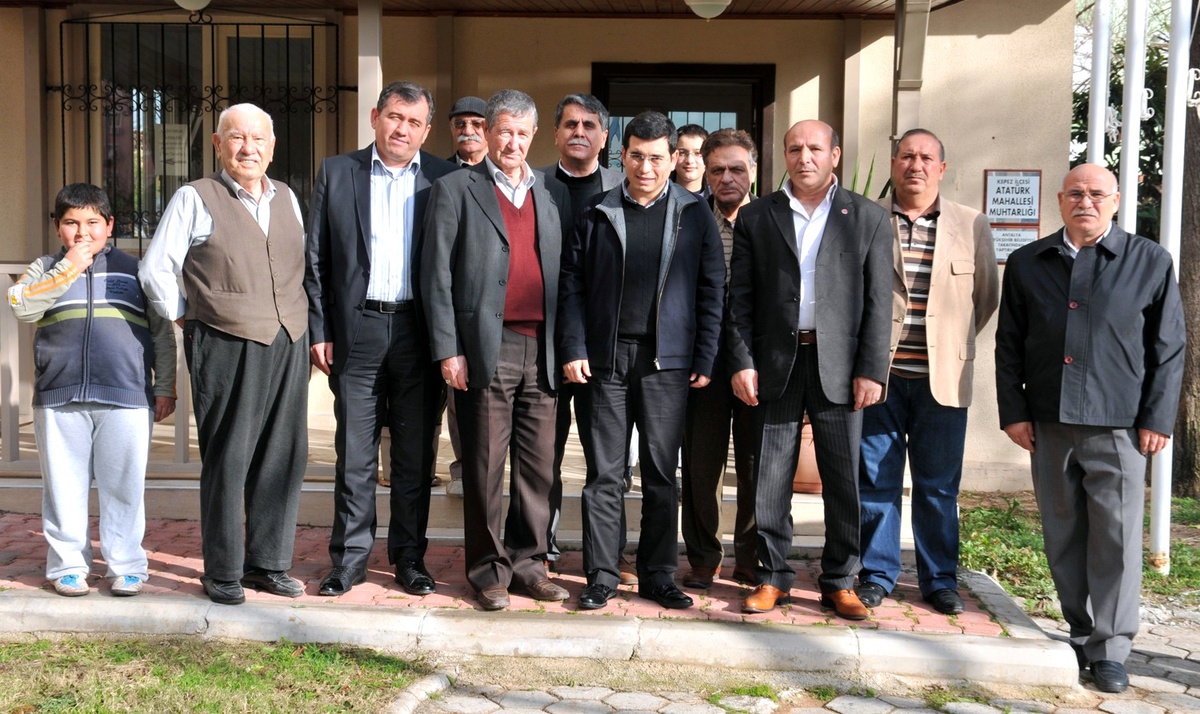 Atatürk Mahallesi\'ne Yeşil Alan Hizmeti