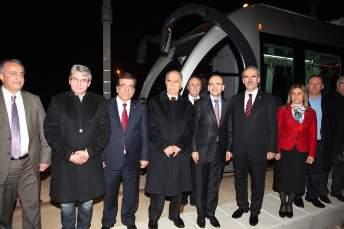 Bakan Şimşek´ten İpekböceği´ne Tam Not