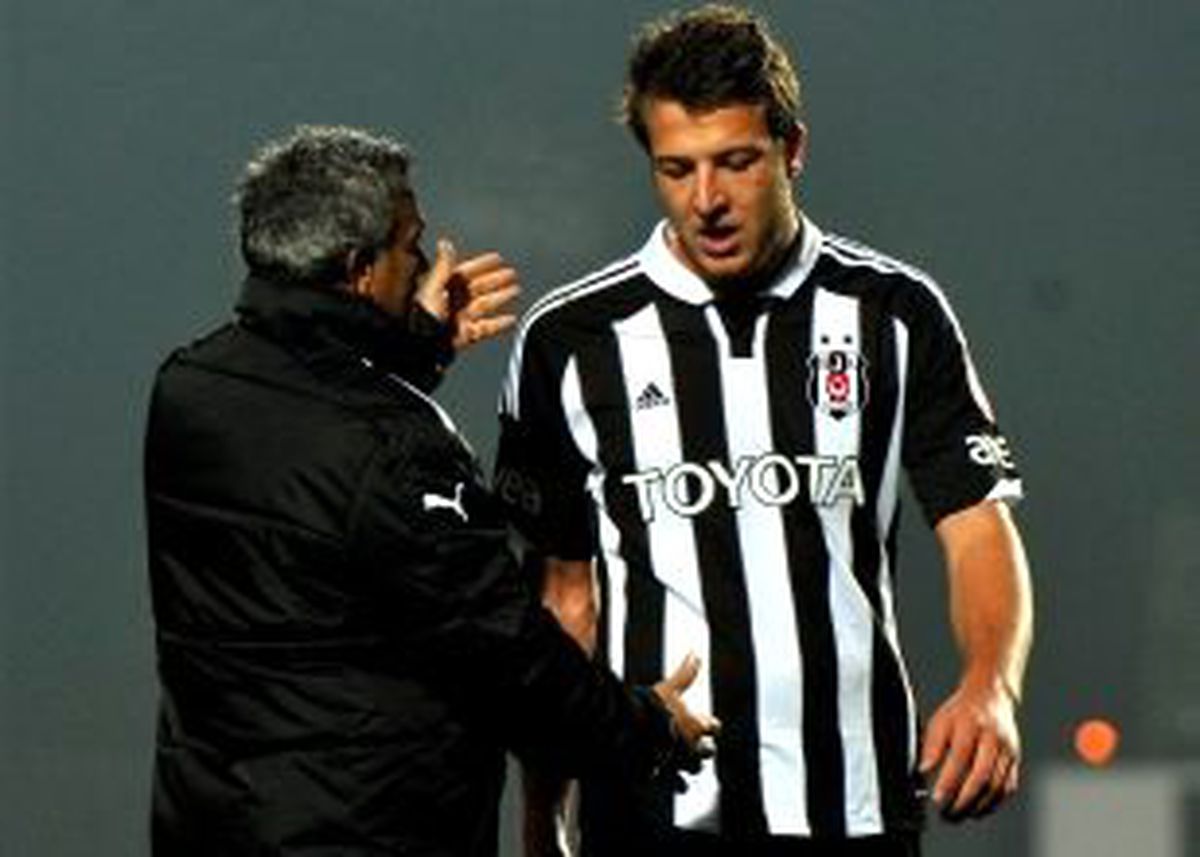 Beşiktaş\'tan Resmen Ayrıldı