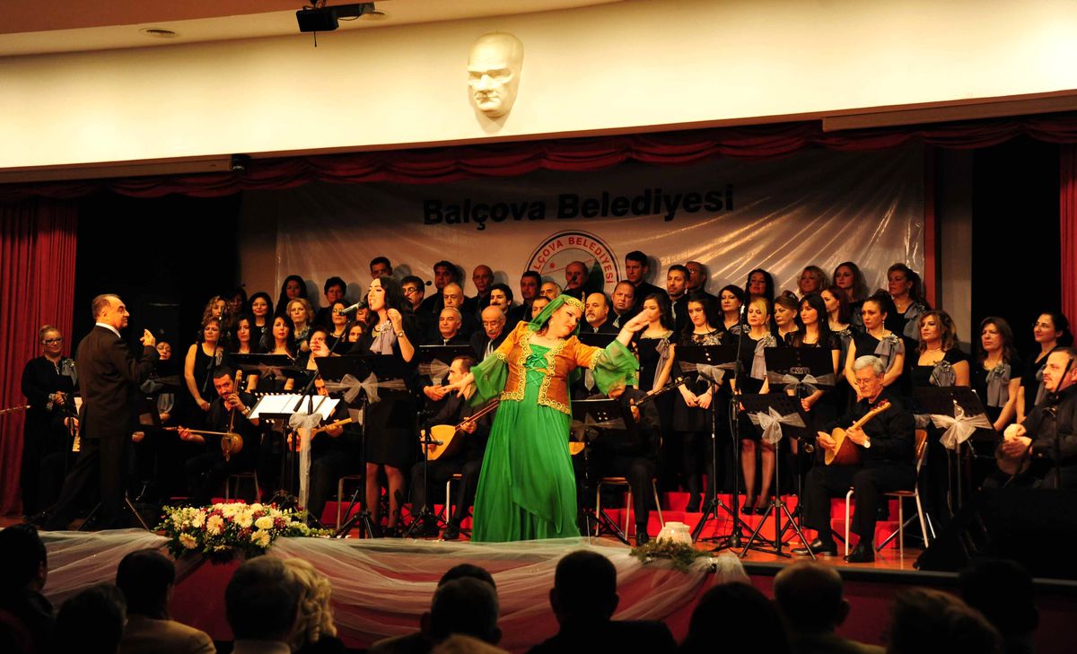Bozkırın Tezenesi Balçova\'da Anıldı