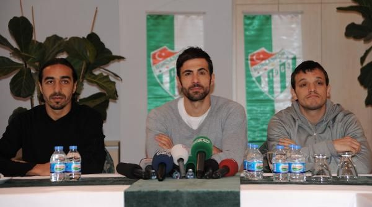 Bursaspor\'un Kaptanlarından Taraftara Çağrı