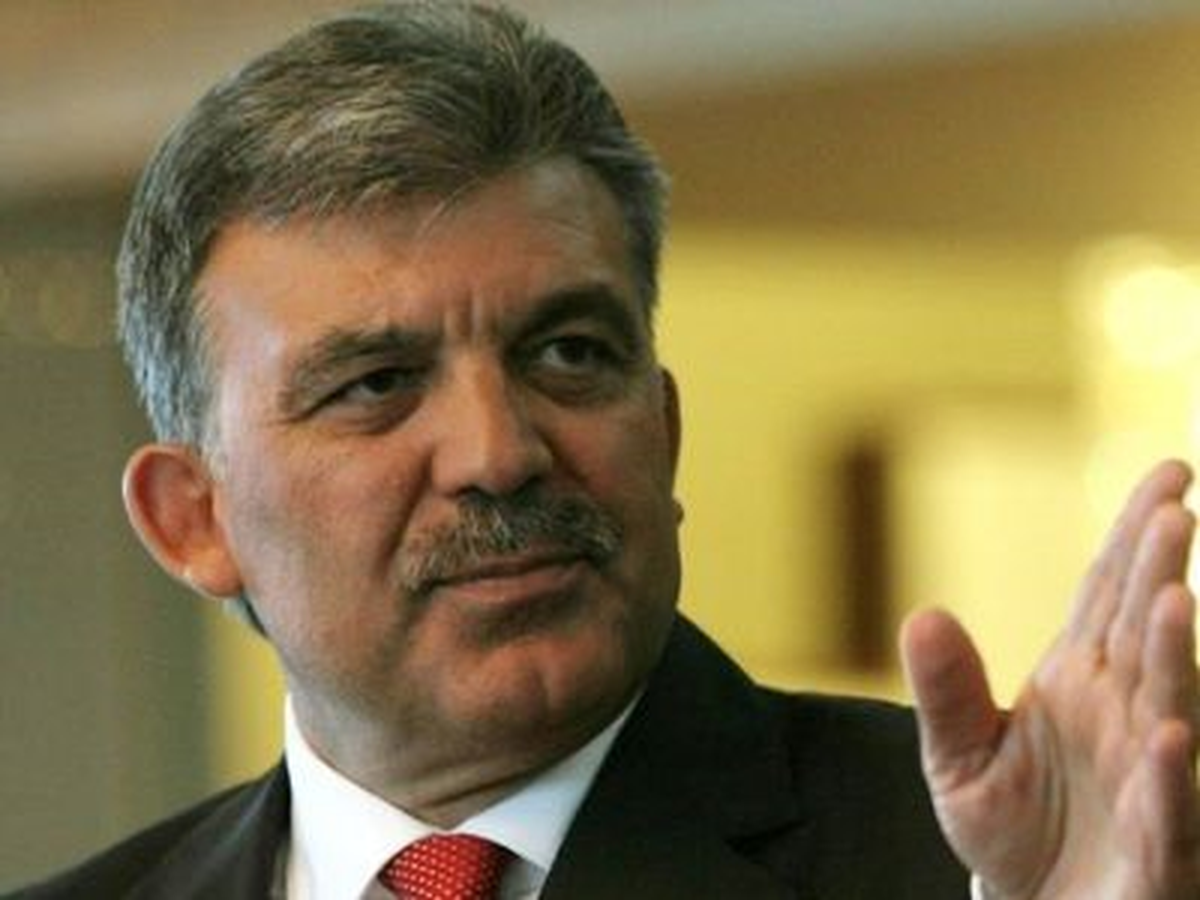 Cumhurbaşkanı Gül\'den, Valilelere \'Şehit Aileleri ve Gazilere Sahip Çıkın\' Uyarısı