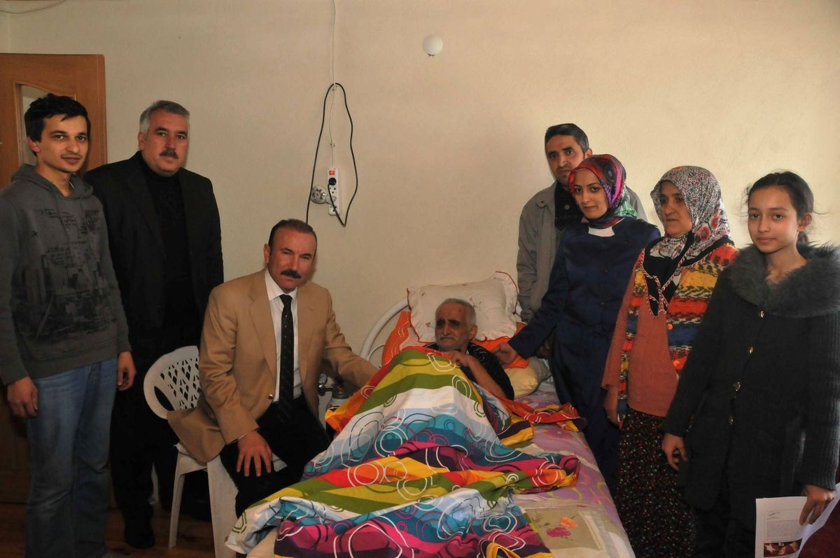 Doktor Başkandan Hasta Ziyaretleri
