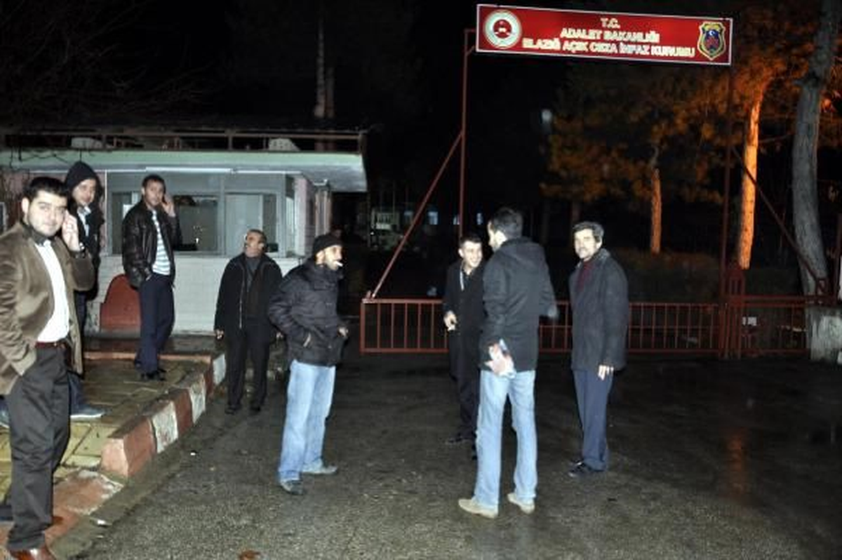 Elazığ\'da 154 Mahkum Tahliye Edildi