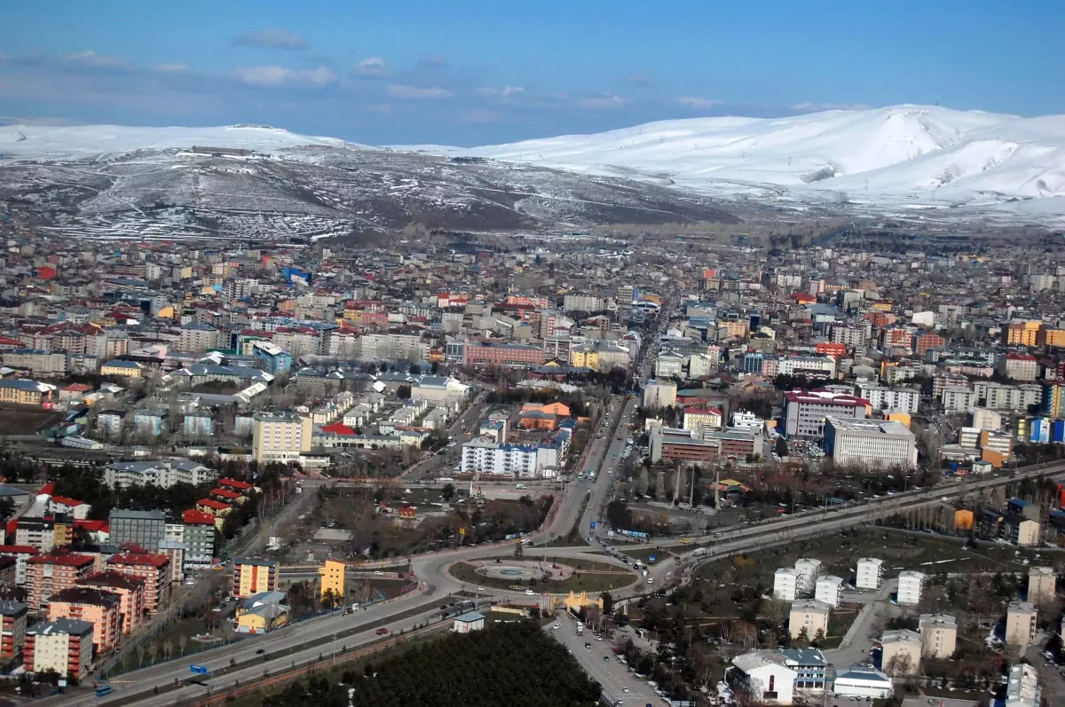 Erzurum\'un 4 İlçesinde Nüfus Artışı Yaşanırken, 16 İlçede Düşüş Gözlendi