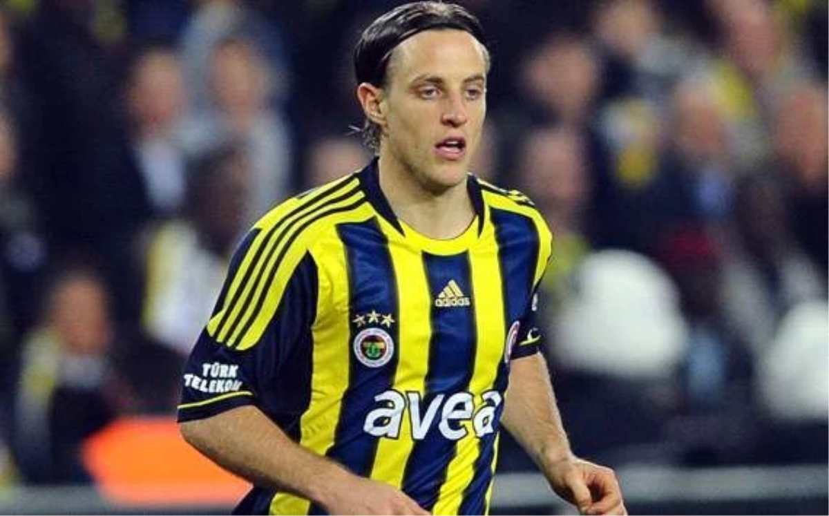 Fenerbahçe, Reto Ziegler\'i Yeniden Transfer Etti