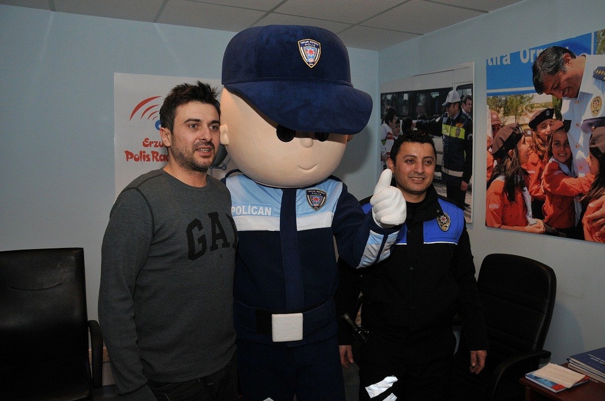 Gökhan Tepe, Erzurum Polis Radyosu\'nun Konuğu Oldu