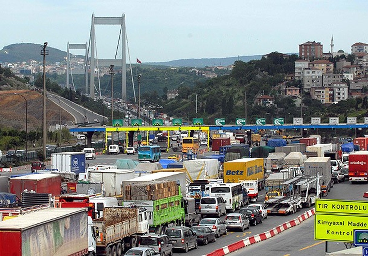 HGS\'ye Geçişte Son Gün Yoğunluğu