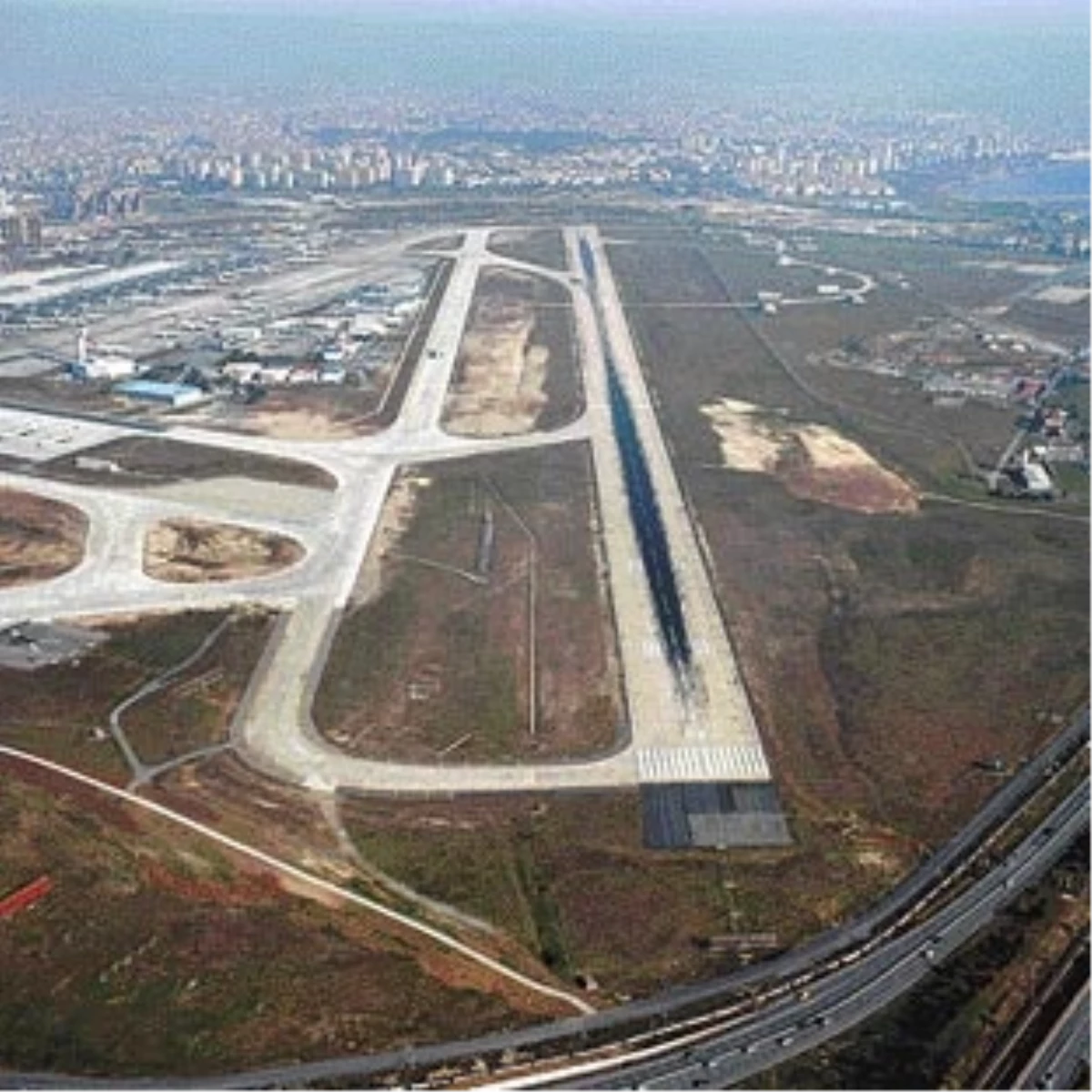 Medine Havalimanı Projesi Ortadoğu ve Afrika\'da Yılın Altyapı Anlaşması Seçildi
