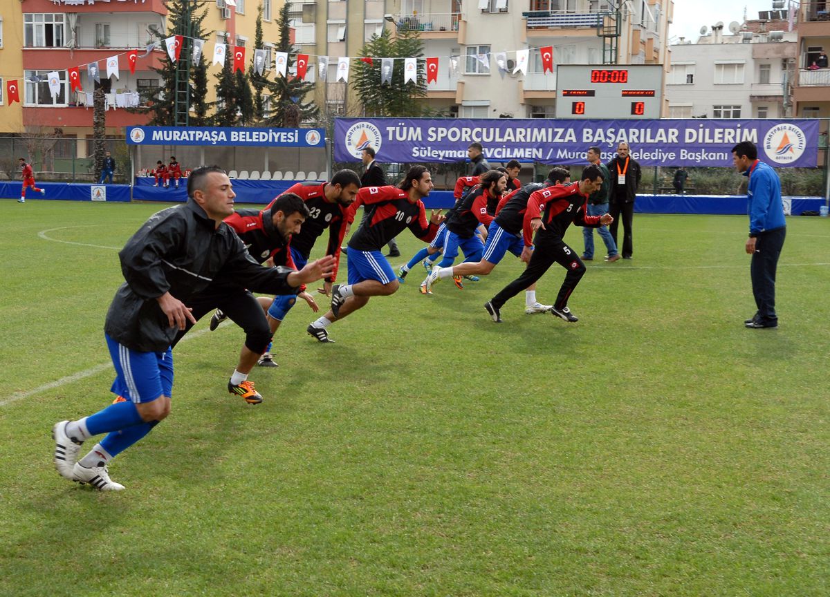 Muratpaşa Galibiyet Peşinde