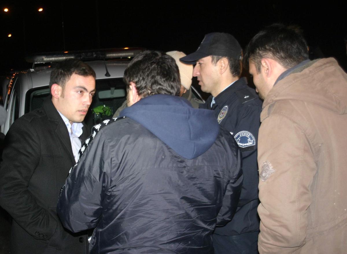 Plakasız Otomobil Kovalamaca Sonrası Yakalandı