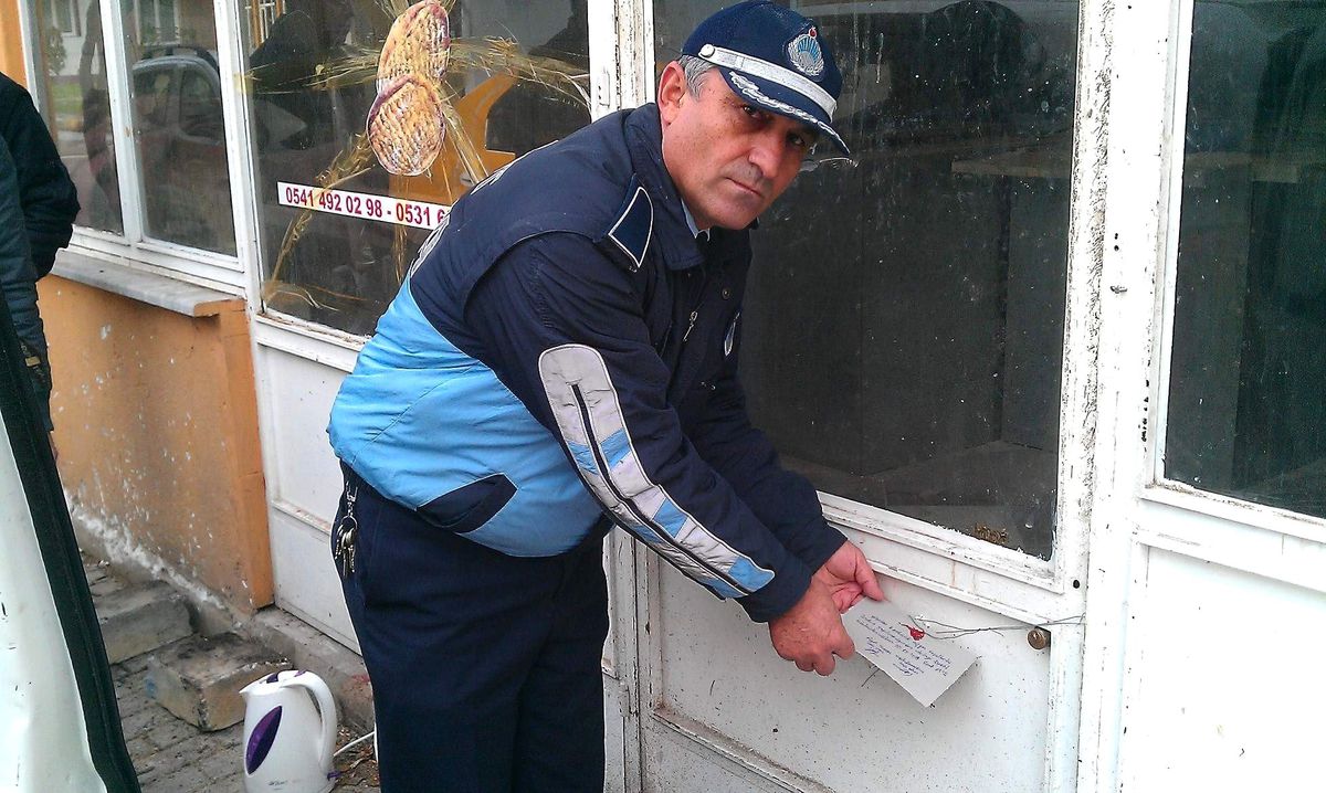 Sağlıksız Pide İmalathanesi Mühürlendi